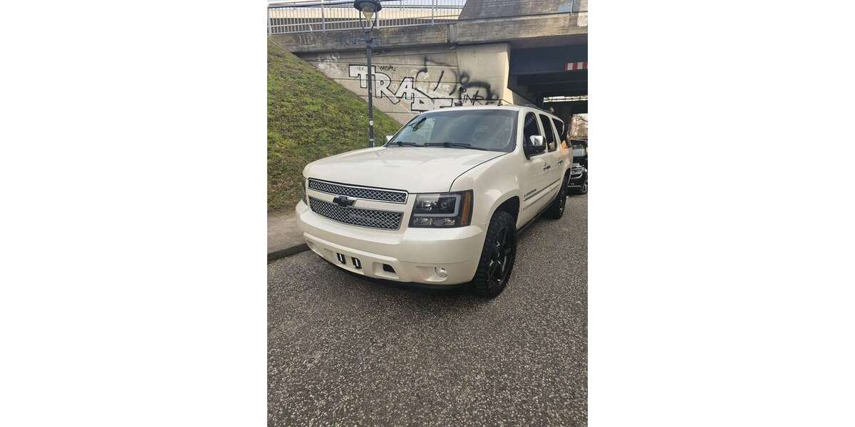 Chevrolet Suburban 260.753 km 20.999 &euro; Potsdam 14480