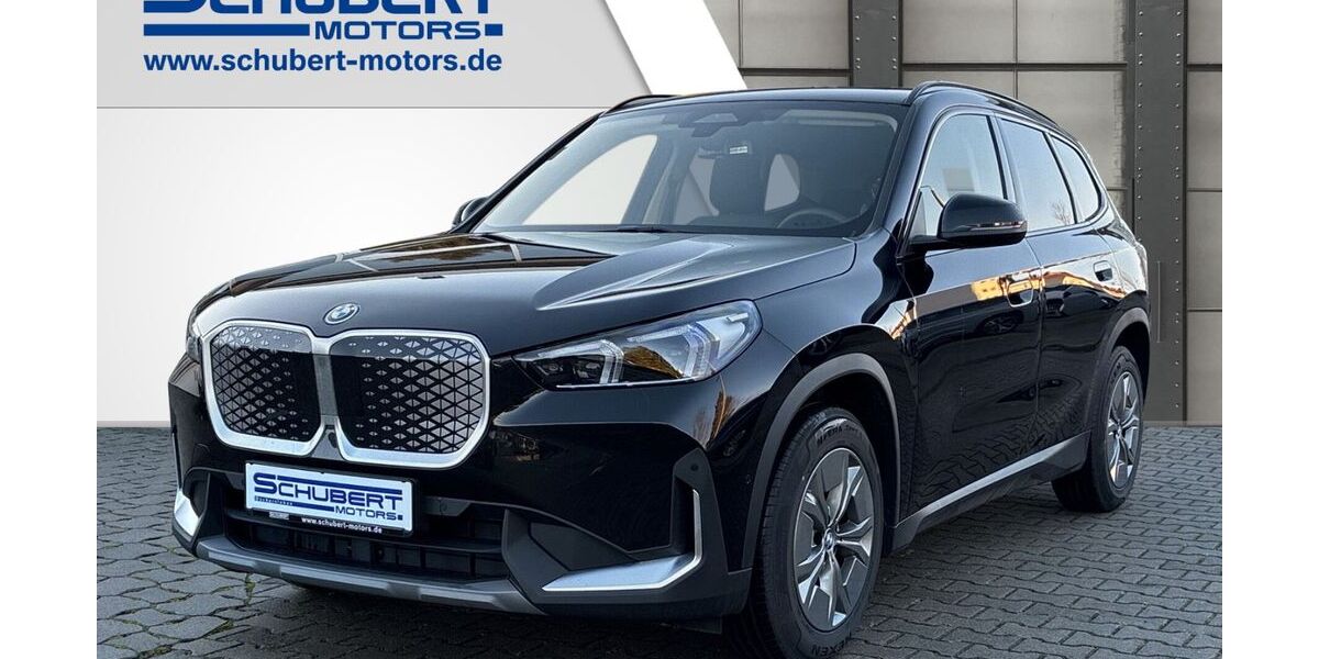 BMW iX1 2.500 km 40.890 &euro; Halberstadt 38820