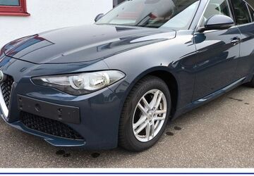 Alfa Romeo Giulia 151.500 km 10.999 &euro; Balingen-Engstlatt 72336