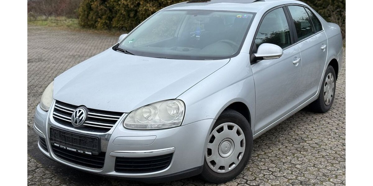 VW Jetta 102.000 km 2.950 &euro; Lollar ( bei Gießen ) 35457