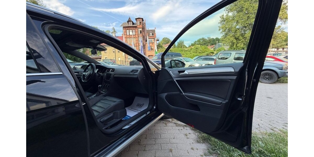 VW Golf Alltrack Variant 2.0 TDI AHK LED LEDER Zahnri 180.000 km 12.499 &euro; Rudolstadt 07407
