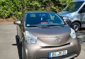 Toyota IQ 117.000 km 4.300 &euro; Bielefeld 33647