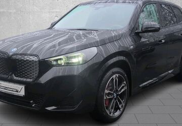 BMW iX1 8.018 km 54.990 &euro; Buxtehude 21614