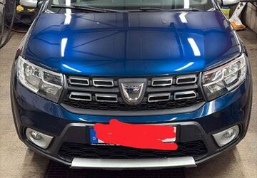 Dacia Logan 67.000 km 7.700 &euro; Essen 45326