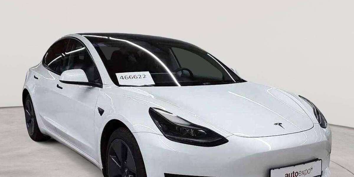 Tesla Model 3 93.395 km 21.390 &euro; Fernwald-Steinbach 35463