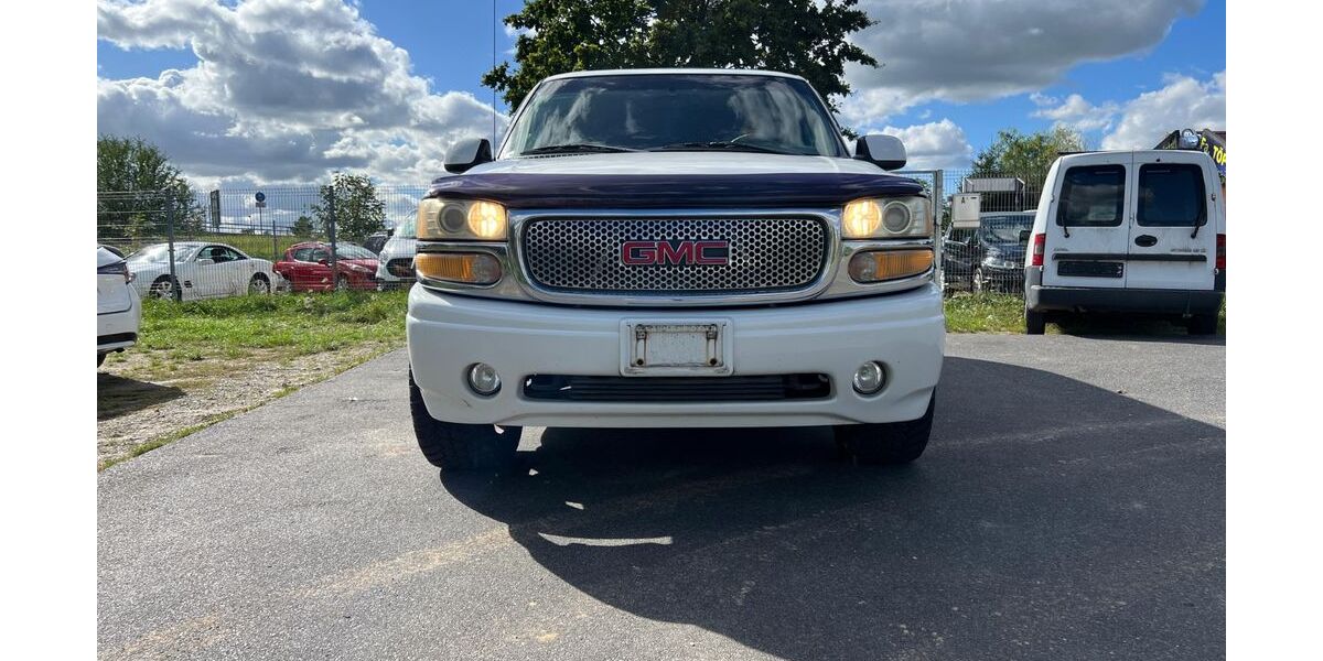 GMC Yukon 130.000 km 11.490 &euro; DAHLEWITZ 15827