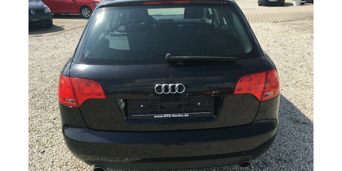 Audi A4 Kombi,Klimaaut.,PDC.,Tüv Neu ! 199.000 km 4.999 &euro; Himmelkron 95502