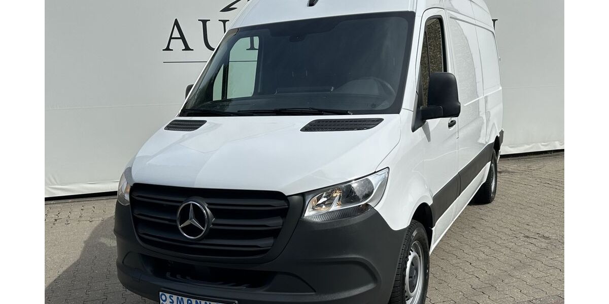 Mercedes-Benz Sprinter 17.325 km 36.950 &euro; Krefeld 47805