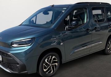 Toyota Proace City 2.500 km 35.550 &euro; Villingen-Schwenningen 78048