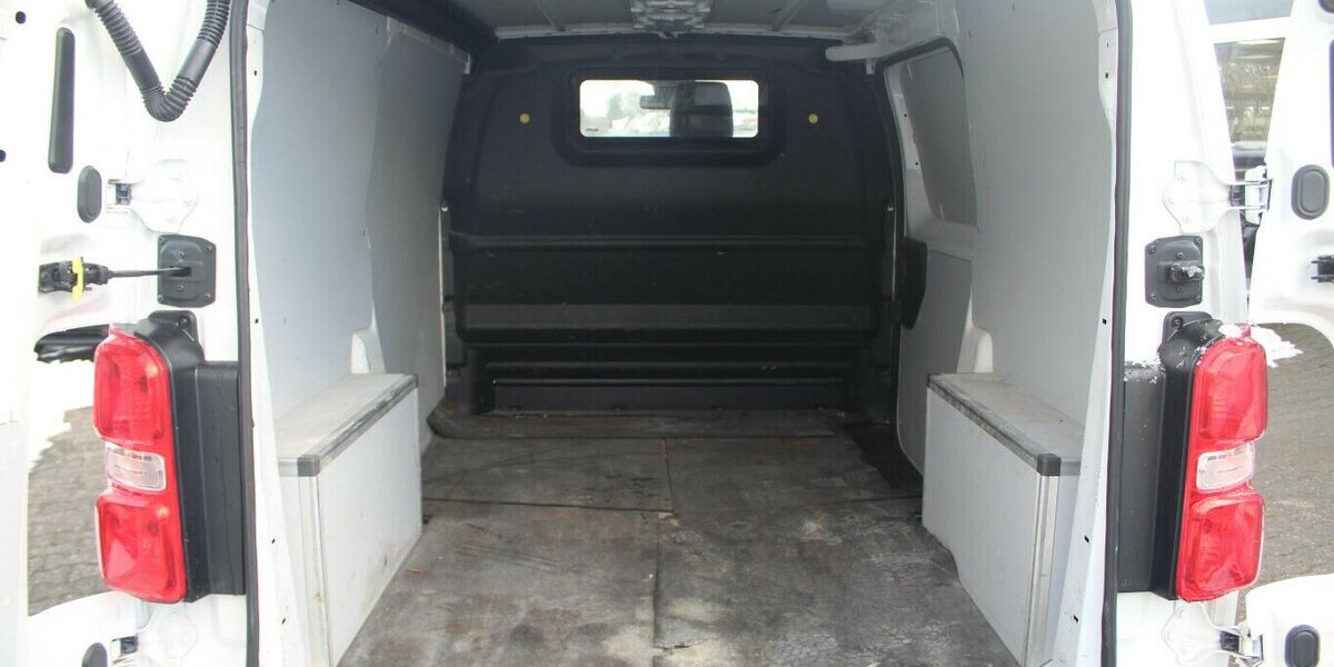 Citroen Jumpy M BlueHDi Club 60.346 km 16.980 &euro; Euskirchen 53881