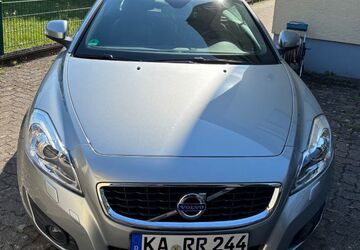 Volvo C70 88.507 km 15.500 &euro; Karlsruhe 76135