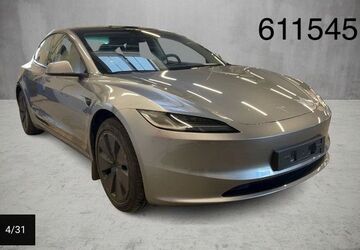 Tesla Model 3 10.000 km 43.450 &euro; Steinbach-Hallenberg OT Herges-Hallenberg 98587