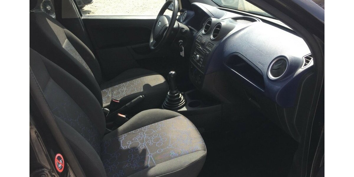 Ford Fiesta Ambiente,4 Türig,Tüv Neu! 136.000 km 2.990 &euro; Himmelkron 95502