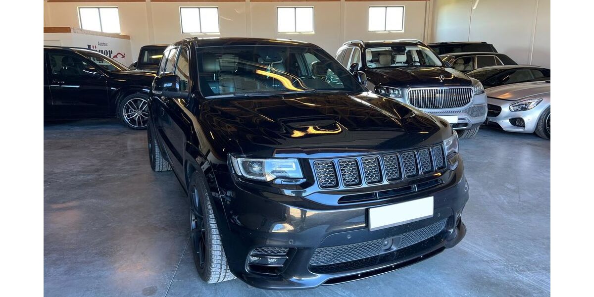 Jeep Grand Cherokee 210.401 km 48.900 &euro; Tittmoning 84529