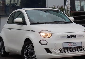 Fiat 500e 3.055 km 16.900 &euro; Neuss 41469