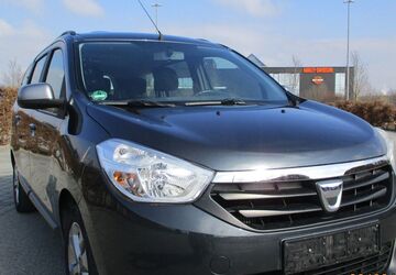 Dacia Lodgy 87.500 km 7.490 &euro; Ingolstadt 85055