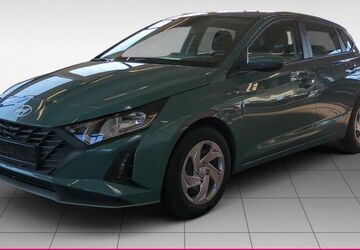 Hyundai i20 14.100 km 16.460 &euro; München 81677