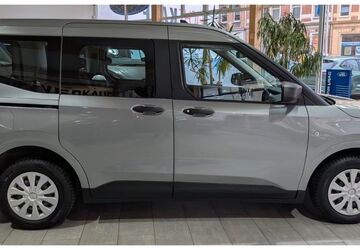 Ford Tourneo Courier 3.950 km 23.900 &euro; Löbau 02708