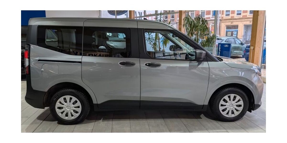 Ford Tourneo Courier 3.950 km 23.900 &euro; Löbau 02708