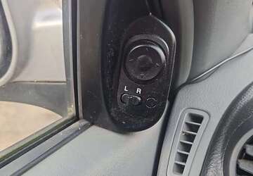 Chevrolet Lacetti 81.000 km 2.500 &euro; Pirna 01796