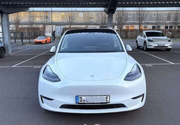 Tesla Model Y 43.600 km 34.800 &euro; Dusseldorf 40549