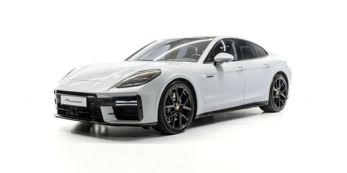 Porsche Panamera 2.500 km 159.201 &euro; Maastricht-Airport 