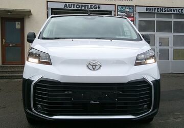 Toyota Proace (Verso) 17.000 km 27.990 &euro; Sindelfingen 71065