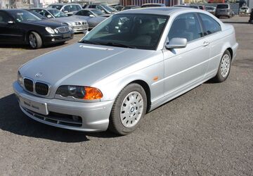 BMW 323 104.444 km 9.450 &euro; Hamm 59067