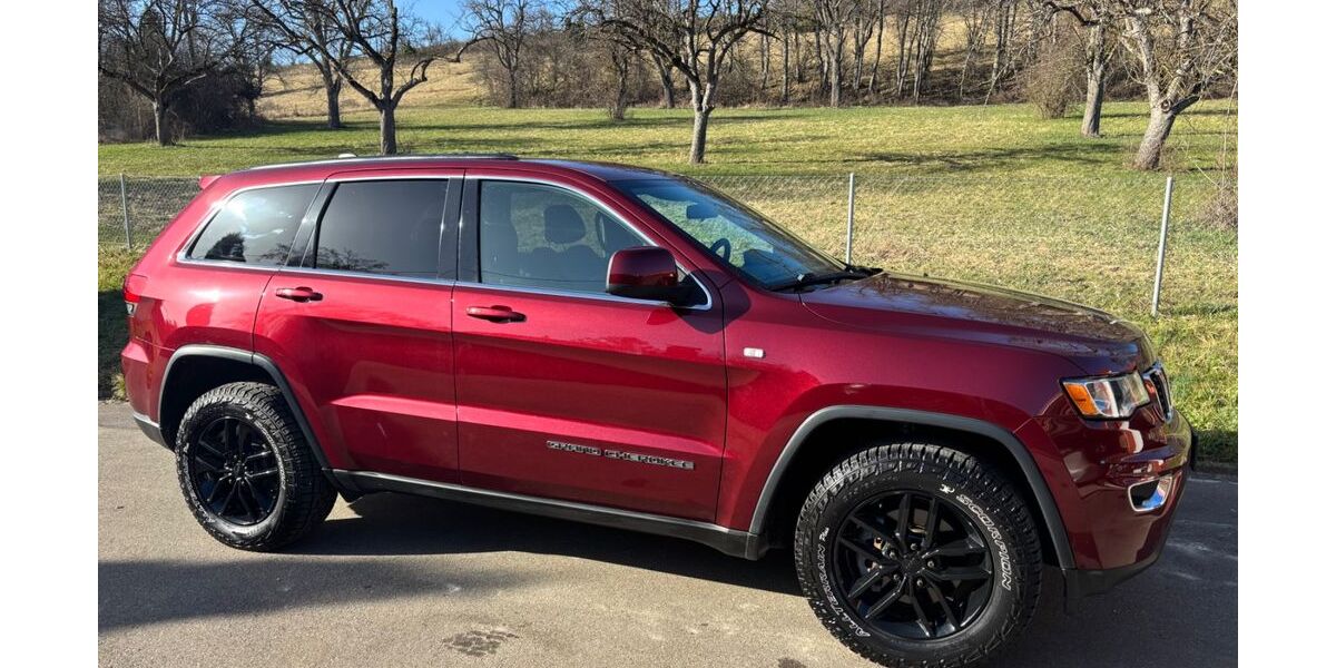 Jeep Grand Cherokee 106.000 km 23.900 &euro; Balingen 72336