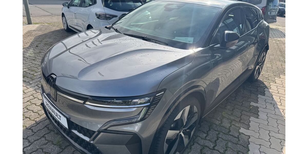 Renault Megane E-TECH 3.000 km 43.990 &euro; Arnsberg 59759