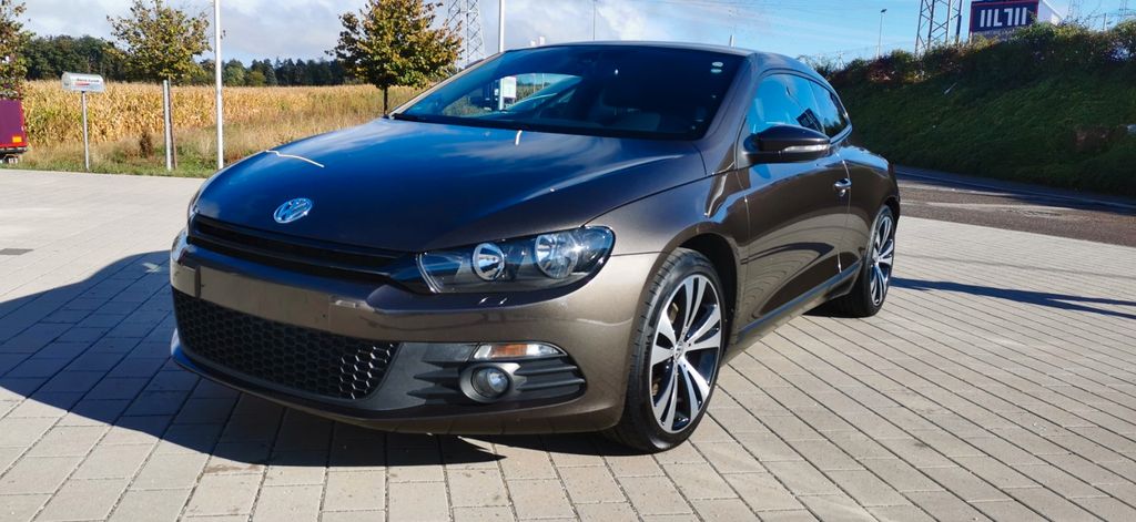 VW Scirocco 198.000 km 5.299 &euro; Markgröningen 71706
