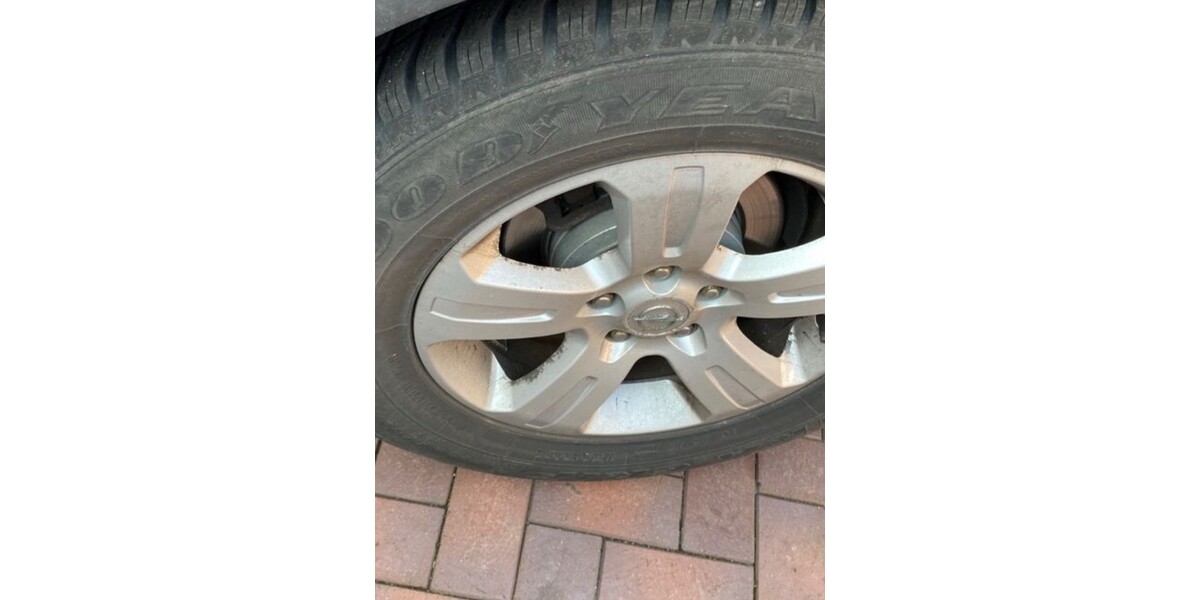 Opel Antara 171.000 km 5.999 &euro; Wittichenau 02997