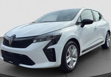 Renault Clio 37.147 km 17.987 &euro; Neustadt 08223