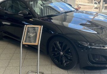 Jaguar F-Type 6.800 km 61.000 &euro; Oberhausen 46147