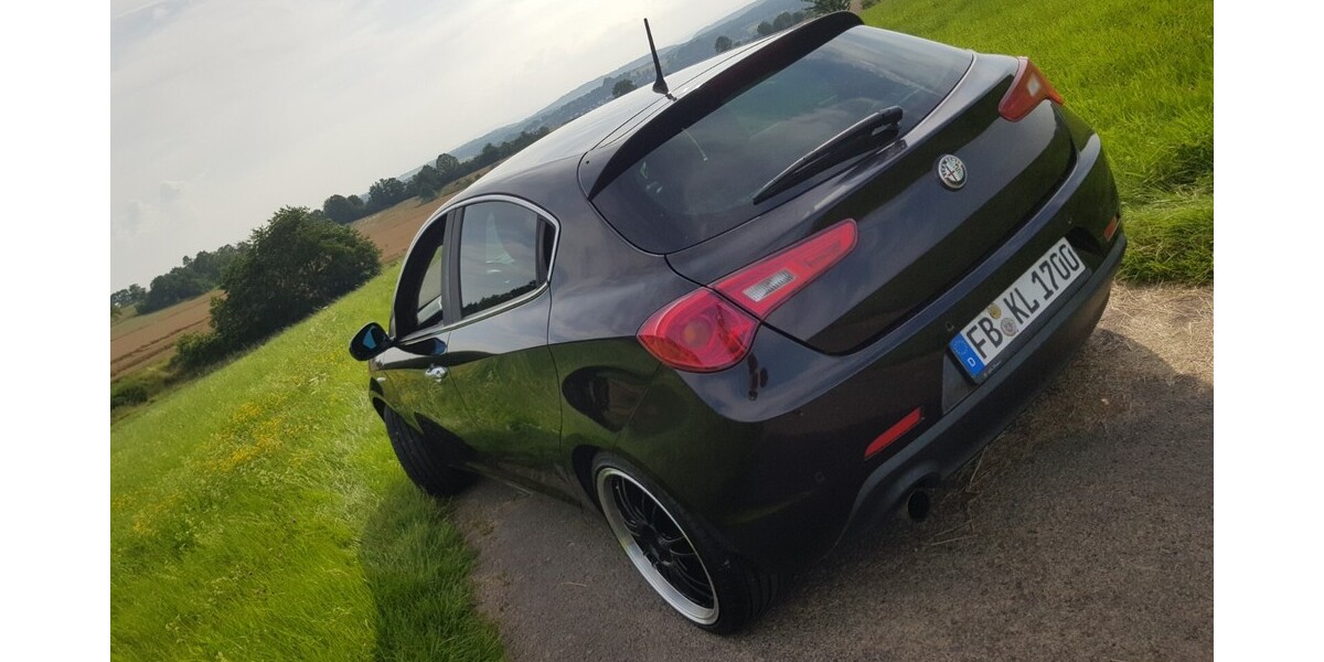 Alfa Romeo Giulietta 118.000 km 5.555 &euro; Nidda 63667