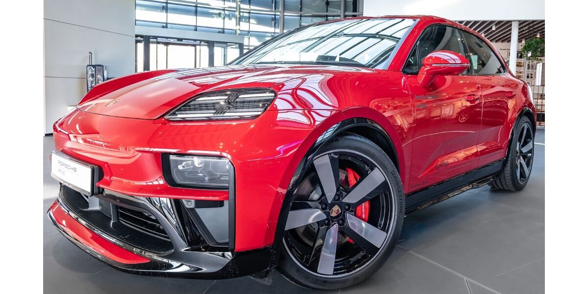 Porsche Macan 8.900 km 112.800 &euro; Leipzig 04356