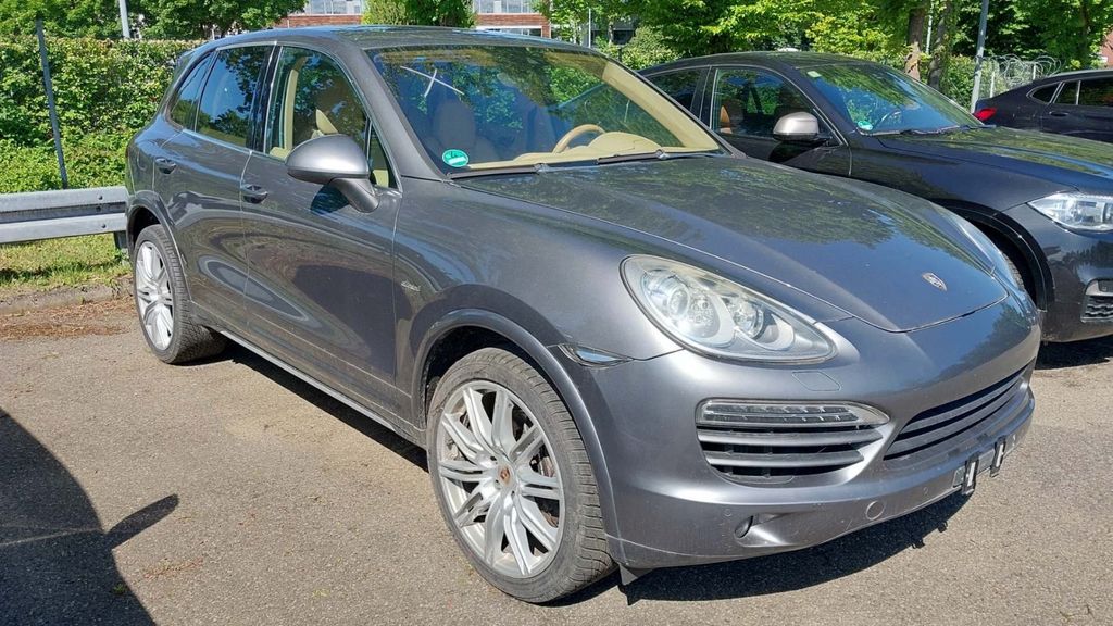 Porsche Cayenne 229.000 km 17.599 &euro; Hamburg 20537