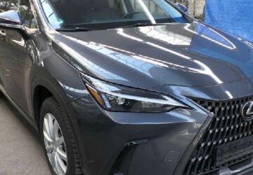 Lexus NX 350h 143.000 km 32.999 &euro; Ditzingen 71254