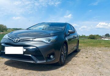 Toyota Avensis 111.000 km 14.100 &euro; Göttingen 37079