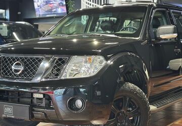 Nissan Pathfinder 94.406 km 29.500 &euro; Bonn 53177