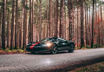 Ferrari 296 GTB 6.000 km 269.900 &euro; Taufkirchen 82024