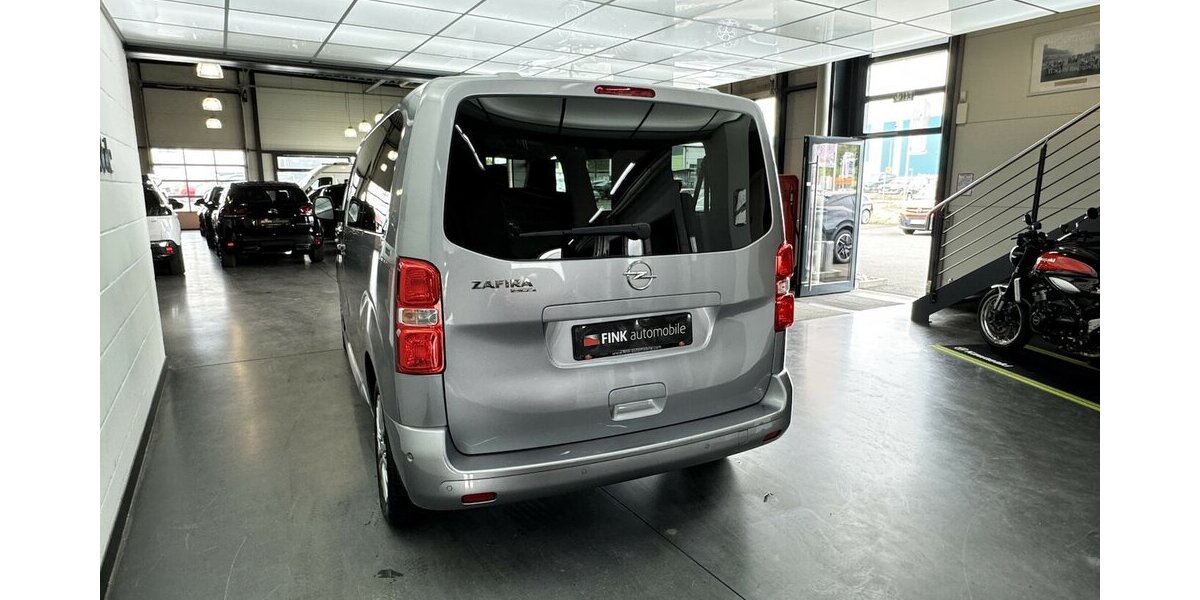 Opel Zafira Life 2.0 D Selection M 1.Hand 9-Sitzer 20.350 km 27.420 &euro; Lich 35423