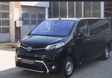 Toyota Proace (Verso) 29.668 km 41.750 &euro; Berlin 13403