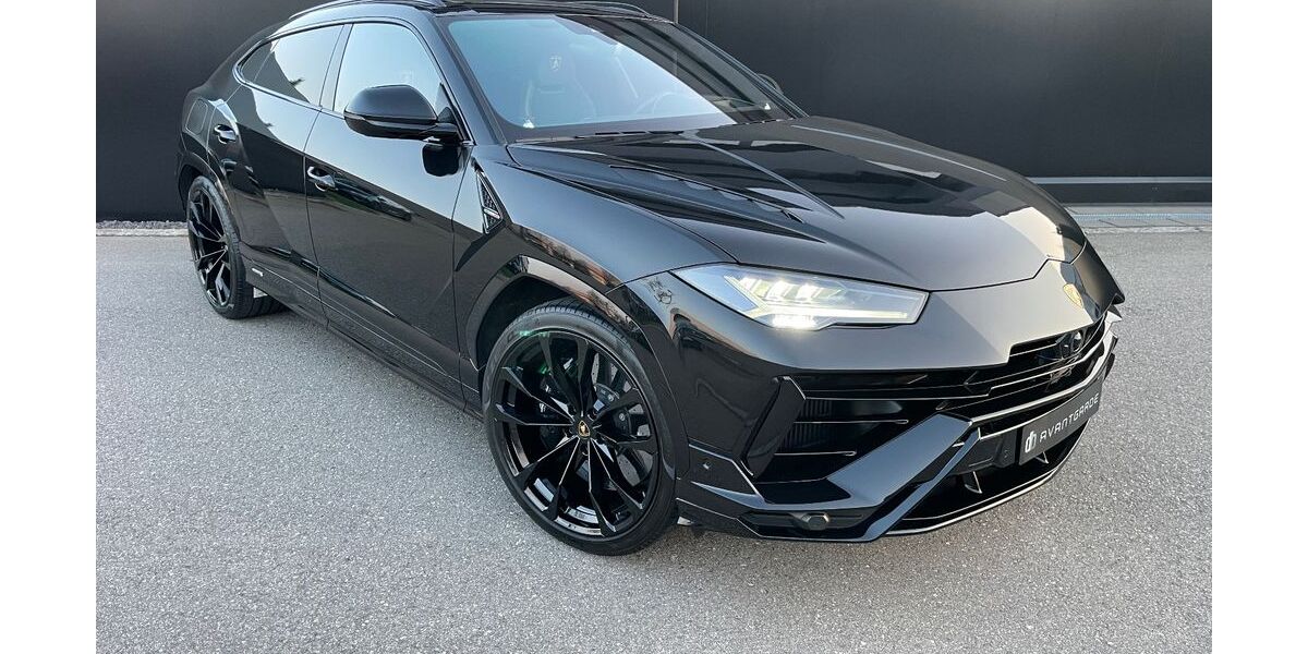 Lamborghini Urus 14.900 km 249.900 &euro; Zell u. A. 73119