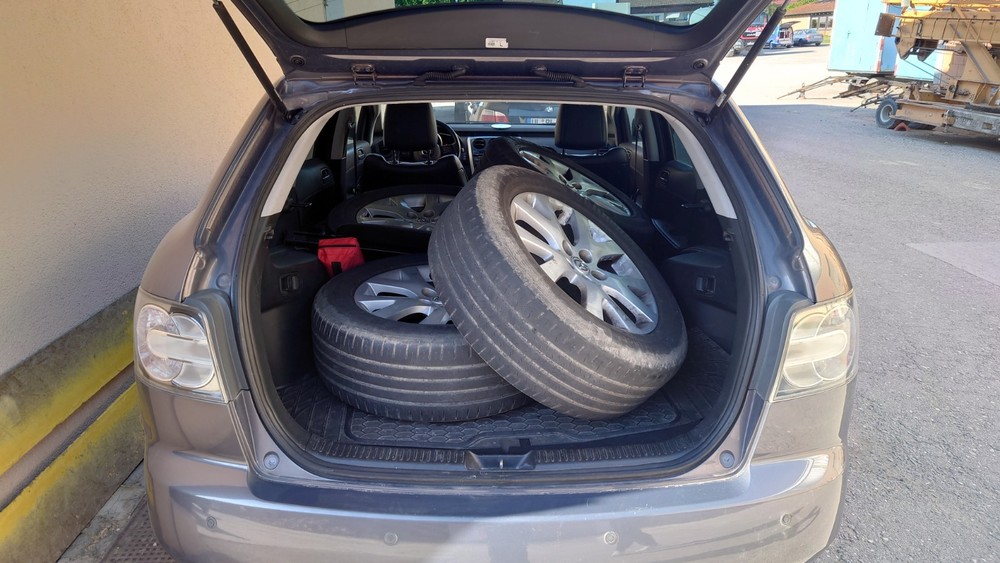 Mazda CX-7 144.000 km 4.950 &euro; Ehingen 91725