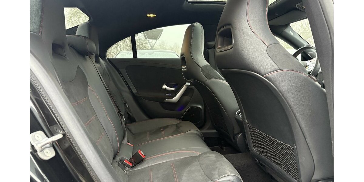 Mercedes-Benz CLA 200 CDI AMG 4MATIC/360°/HEADUP/PANO/NAVI/DAB 115.106 km 32.900 &euro; Villingen-Schwenningen 78054