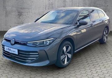 VW Passat 4.500 km 39.980 &euro; Paderborn 33100
