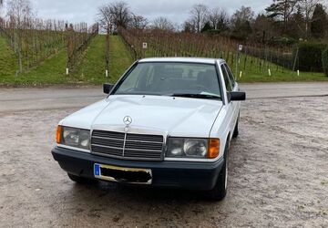 Mercedes-Benz 190 302.000 km 4.199 &euro; Weinstadt 71384