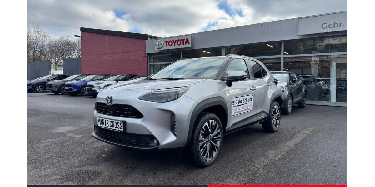 Toyota Yaris Cross 5.000 km 30.240 &euro; Schiffweiler 66578