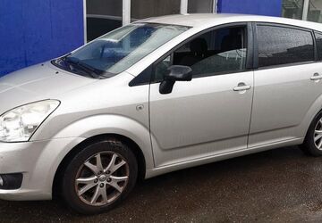 Toyota Corolla Verso 200.000 km 3.399 &euro; Berlin 13405